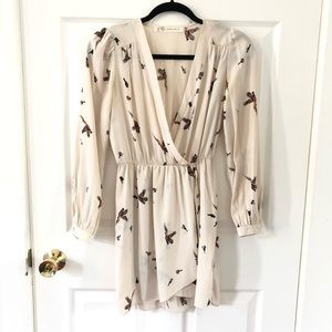 Long sleeve dress with bird print